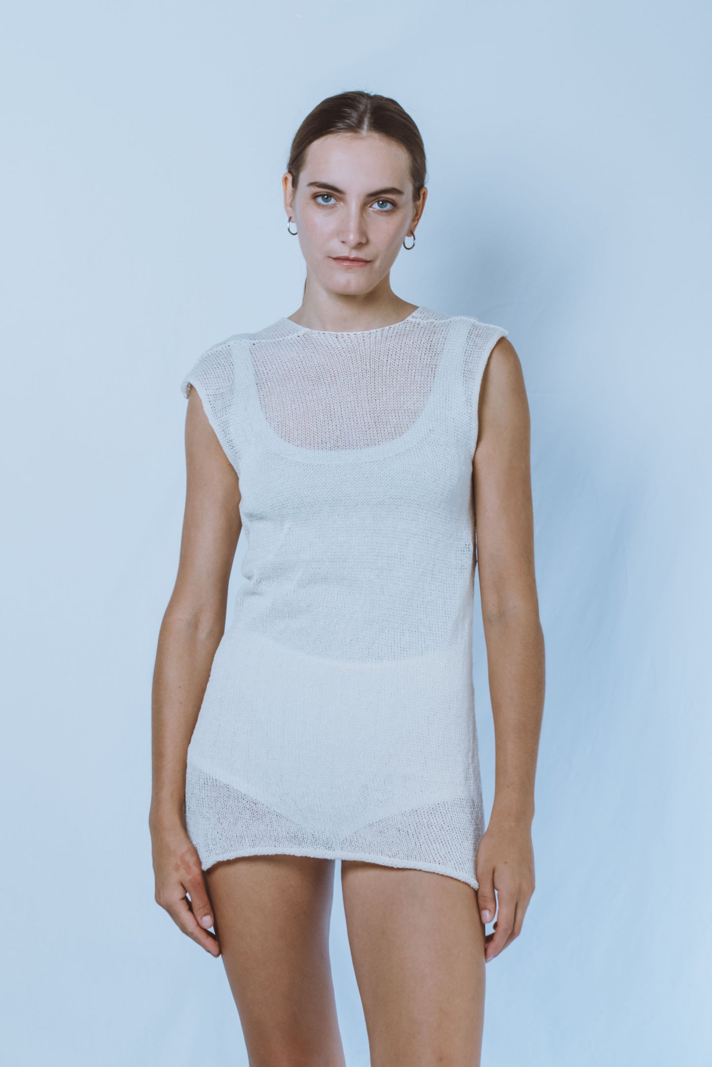 Reversible sleeveless V-neck top