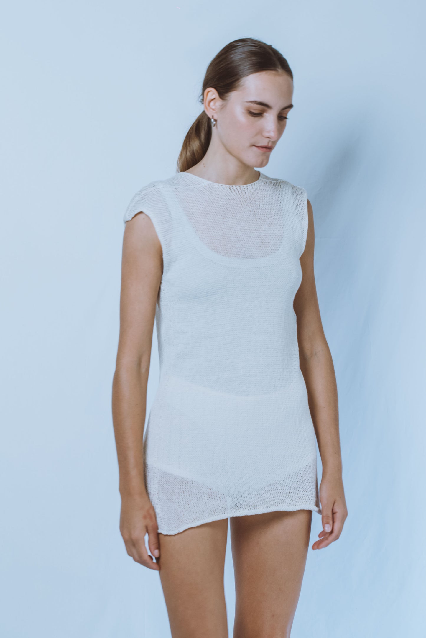 Reversible sleeveless V-neck top