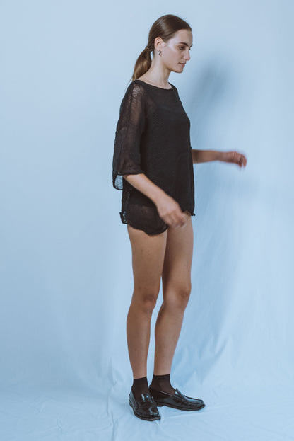 Oversize top with short sleeves