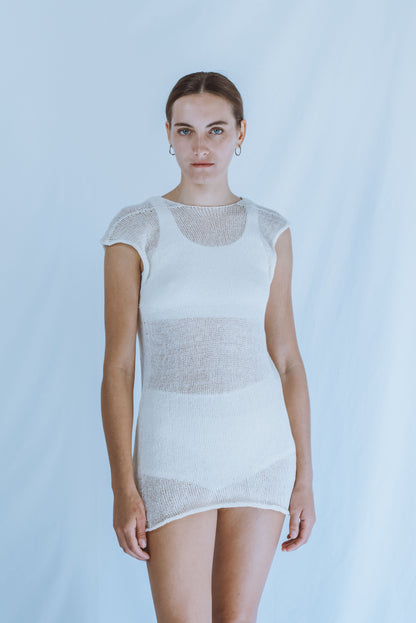 Reversible sleeveless V-neck top