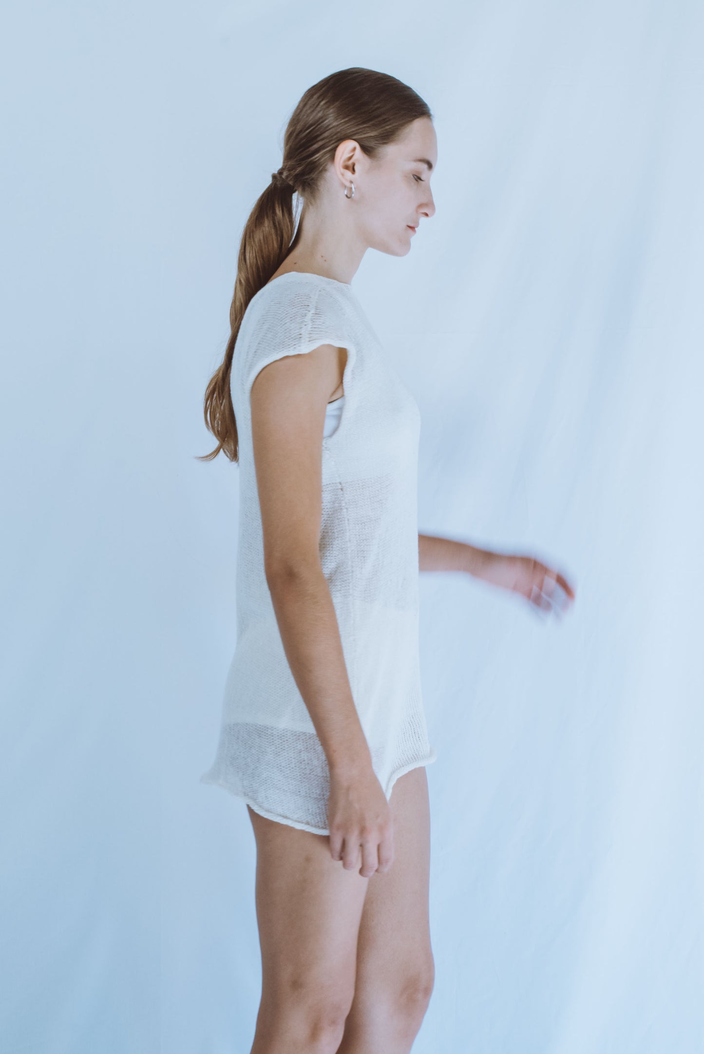 Reversible sleeveless V-neck top