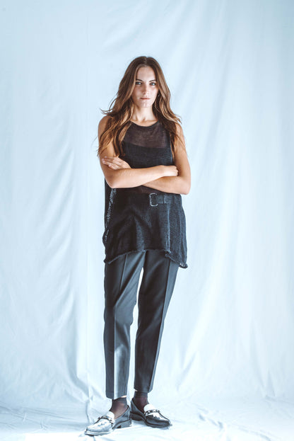 Loose-fitting muscle top