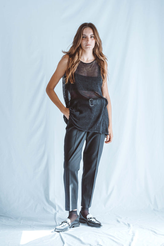 Loose-fitting muscle top