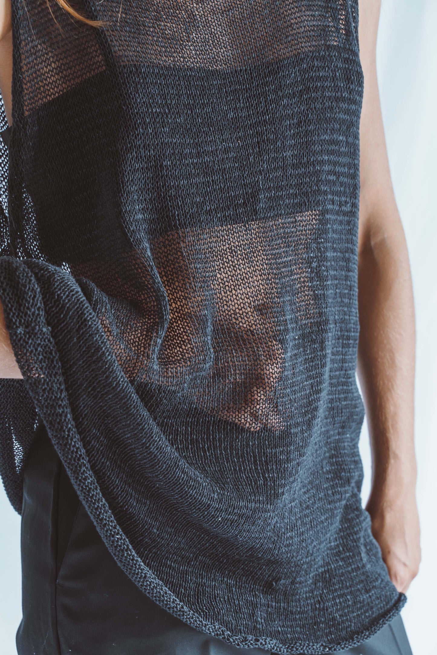 Loose-fitting muscle top