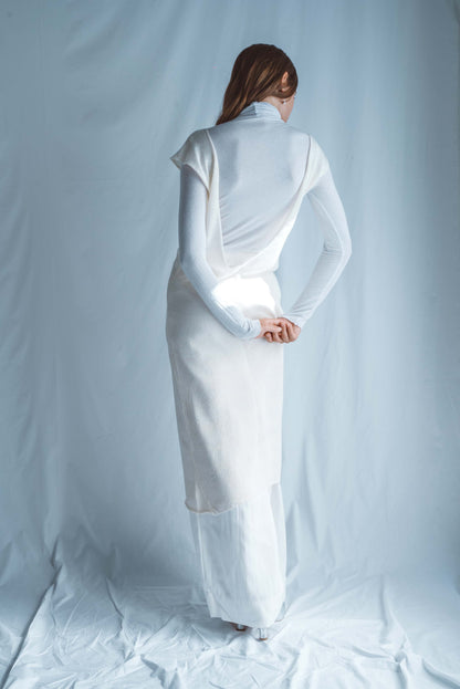 Long boat-neck dress with open V-back