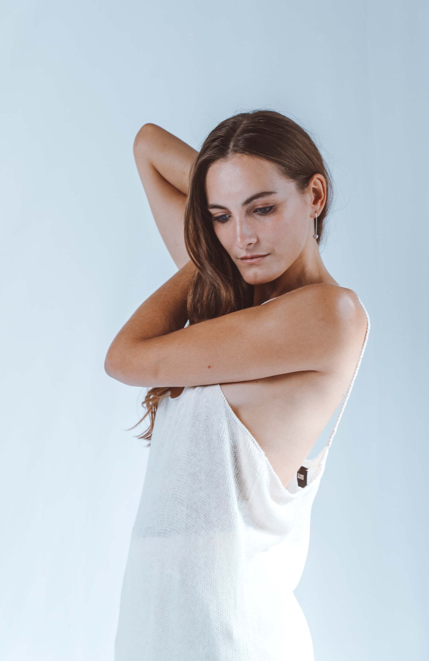 Long dress with chain-stitch straps