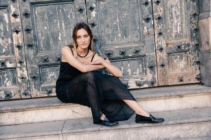 Long dress with chain-stitch straps